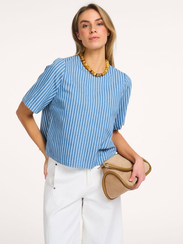 Ontdek de Aletta katoenmix gestreepte top van Co'Couture in de kleur Blauw bij Orangebag. Op werkdagen voor 21:45 besteld, morgen in huis.