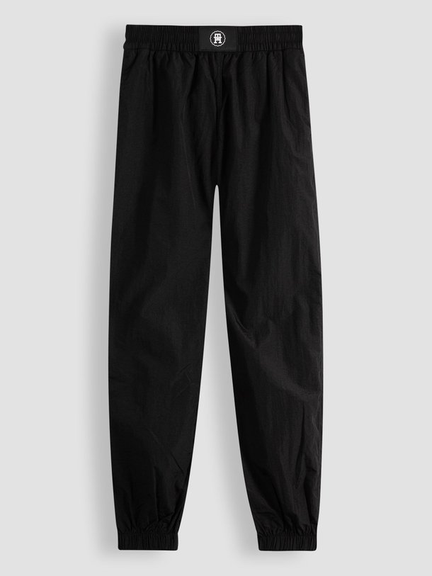 Ontdek de Geweven relaxed fit broek van Tommy Hilfiger in de kleur zwart bij Orangebag. Op werkdagen voor 21:45 besteld, morgen in huis.