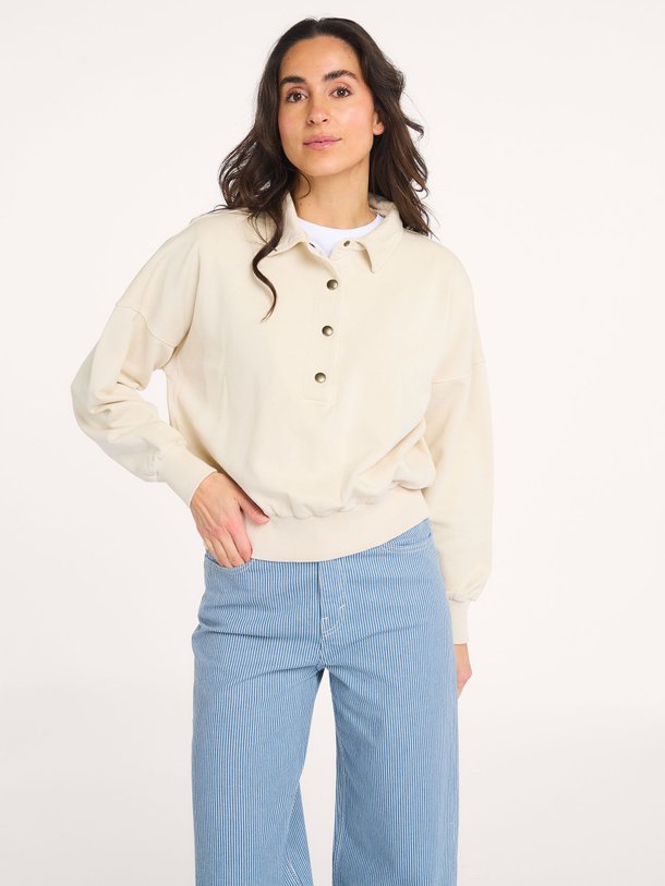 Ontdek de Cecile organic cotton polo sweater van By-Bar in de kleur Beige bij Orangebag. Op werkdagen voor 21:45 besteld, morgen in huis.