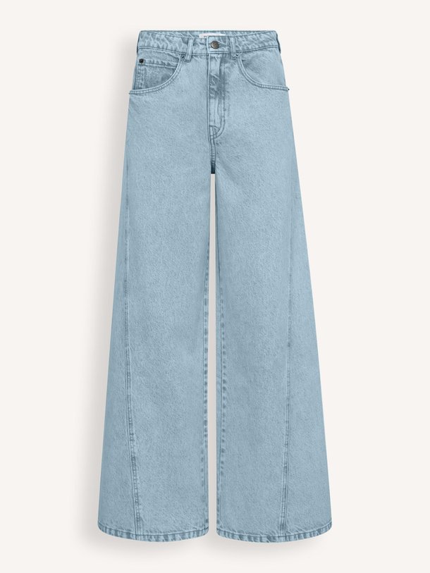 Ontdek de Arona high waist wide leg jeans van Co'Couture in de kleur Lichtblauw bij Orangebag. Op werkdagen voor 21:45 besteld, morgen in huis.