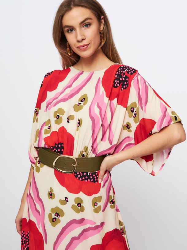 Ontdek de Frescal lederen riem van Essentiel Antwerp in de kleur olijfgroen bij Orangebag. Op werkdagen voor 21:45 besteld, morgen in huis.