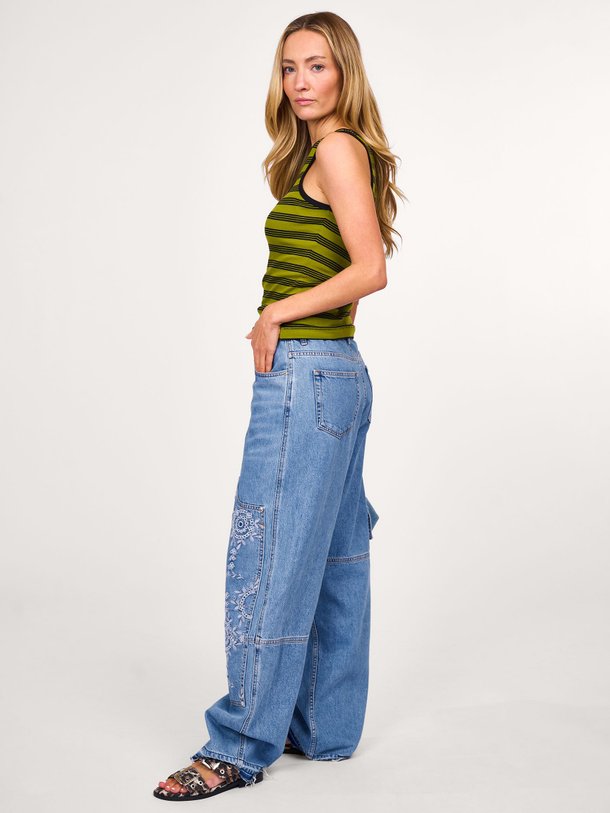 Ontdek de Katoenmix gestreepte rib tanktop van Ganni in de kleur groen bij Orangebag. Op werkdagen voor 21:45 besteld, morgen in huis.