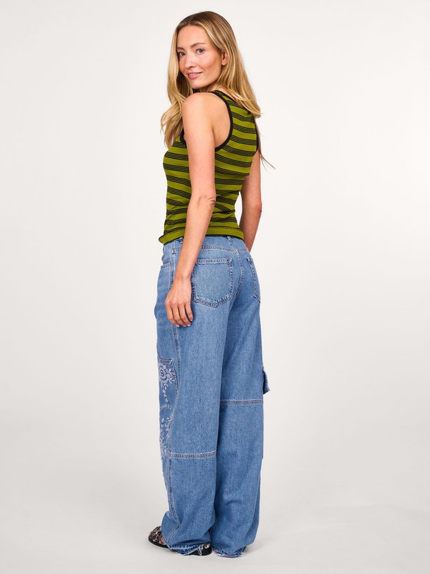 Ontdek de Katoenmix gestreepte rib tanktop van Ganni in de kleur groen bij Orangebag. Op werkdagen voor 21:45 besteld, morgen in huis.