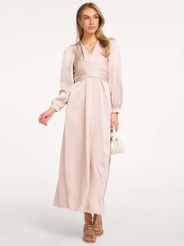 Ontdek de Bretti, geweven maxi jurk van Neo Noir bij Orangebag. Op werkdagen voor 21:45 besteld, morgen in huis.