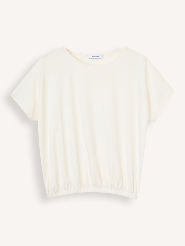 Ontdek de Balloon lyocellmix top van Knit-ted in de kleur Off-white bij Orangebag. Op werkdagen voor 21:45 besteld, morgen in huis.