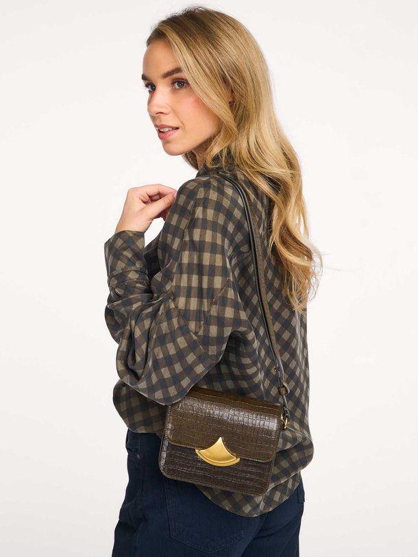 Ontdek de Diviluz lederen crossbody tas van Sessun in de kleur Donkergroen bij Orangebag. Op werkdagen voor 21:45 besteld, morgen in huis.