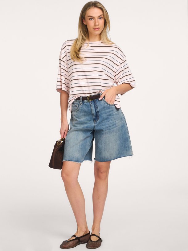 Ontdek de Missie Tee van Second Female bij Orangebag. Op werkdagen voor 21:45 besteld, morgen in huis.