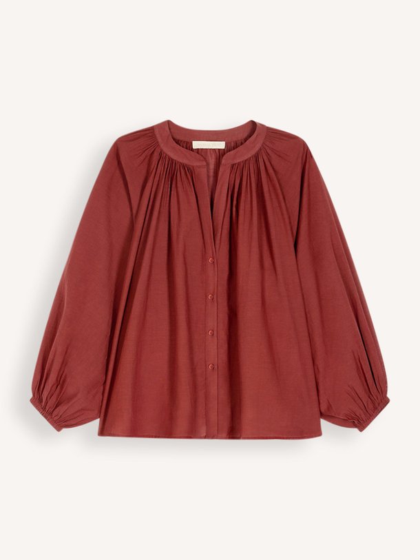 Ontdek de Edme viscose/katoenmix blouse van Vanessa Bruno in de kleur Bordeauxrood bij Orangebag. Op werkdagen voor 21:45 besteld, morgen in huis.
