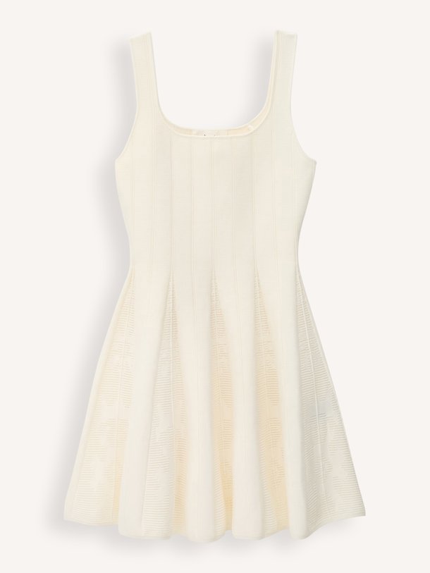 Ontdek de DRESS CATTANA van ba-sh bij Orangebag. Op werkdagen voor 21:45 besteld, morgen in huis.