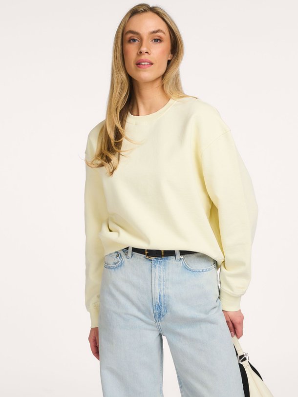 Ontdek de Savan organic cotton sweater van Samsoe Samsoe in de kleur Geel bij Orangebag. Op werkdagen voor 21:45 besteld, morgen in huis.