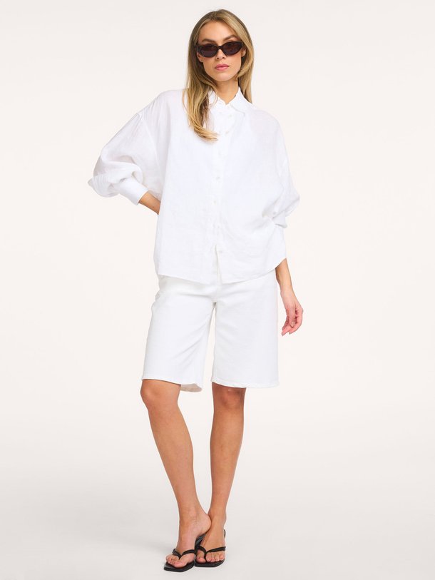 Ontdek de Cape linnen blouse van Closed in de kleur Wit bij Orangebag. Op werkdagen voor 21:45 besteld, morgen in huis.