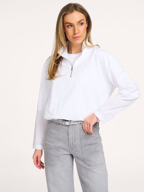 Ontdek de Katoenen top van Yaya in de kleur Wit bij Orangebag. Op werkdagen voor 21:45 besteld, morgen in huis.