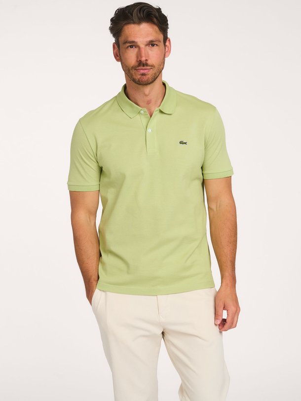 Ontdek de Katoenen logo polo van Lacoste in de kleur Groen bij Orangebag. Op werkdagen voor 21:45 besteld, morgen in huis.