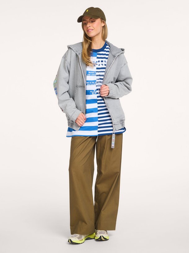 Ontdek de Ado denim jack van Stieglitz in de kleur Grijs bij Orangebag. Op werkdagen voor 21:45 besteld, morgen in huis.