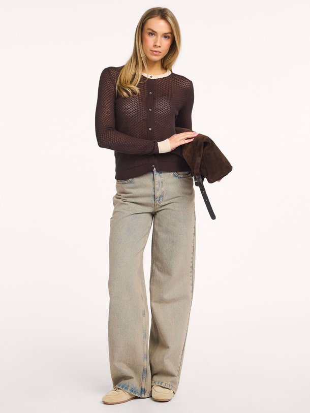 Ontdek de Maura mid waist loose fit jeans van Co'Couture in de kleur Bruin bij Orangebag. Op werkdagen voor 21:45 besteld, morgen in huis.