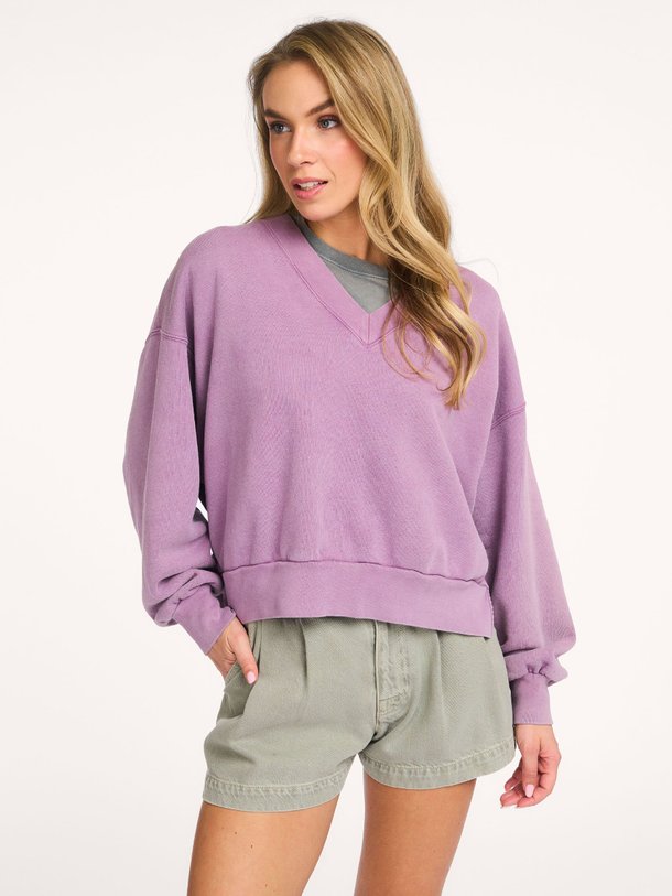 Ontdek de Varola katoenen sweater van Bellerose in de kleur Paars bij Orangebag. Op werkdagen voor 21:45 besteld, morgen in huis.