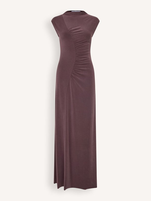 Ontdek de Saandressa modalmix maxi jurk van Samsoe Samsoe in de kleur Aubergine bij Orangebag. Op werkdagen voor 21:45 besteld, morgen in huis.