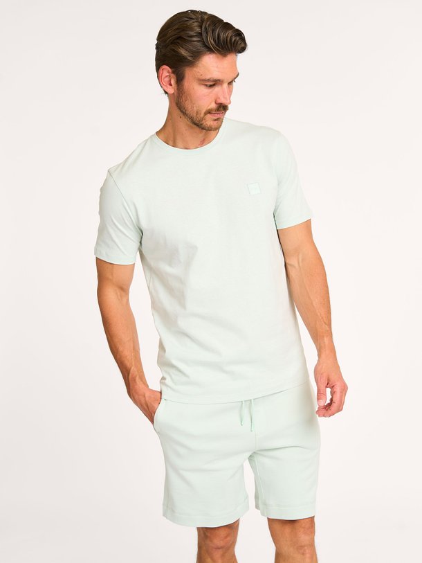 Ontdek de Tales katoenen T-shirt van Boss in de kleur mintgroen bij Orangebag. Op werkdagen voor 21:45 besteld, morgen in huis.