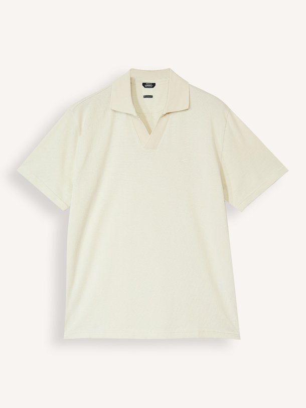 Ontdek de Tony katoenen piqué polo van Denham in de kleur ecru bij Orangebag. Op werkdagen voor 21:45 besteld, morgen in huis.