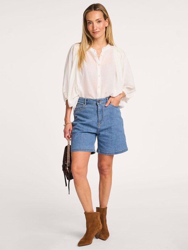 Ontdek de Drill high waist denim short van La Fee Maraboutee in de kleur blauw bij Orangebag. Op werkdagen voor 21:45 besteld, morgen in huis.