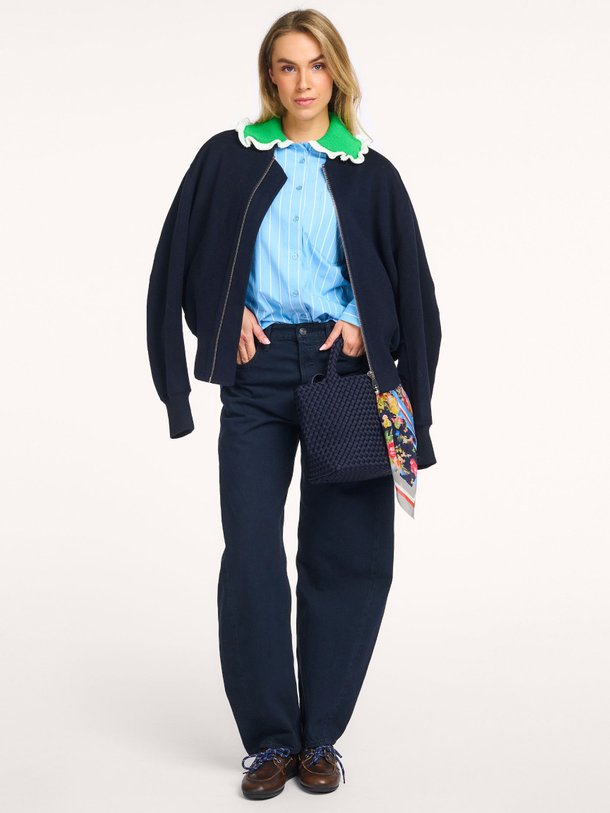 Ontdek de Joyful katoenmix gestreepte blouse van Essentiel Antwerp in de kleur Blauw bij Orangebag. Op werkdagen voor 21:45 besteld, morgen in huis.