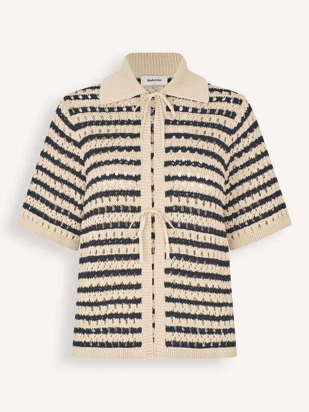 Ontdek de Vester organic cotton opengewerkt vest van Modstrom in de kleur Zand bij Orangebag. Op werkdagen voor 21:45 besteld, morgen in huis.