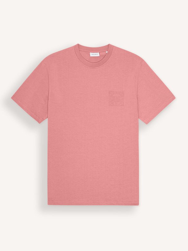 Ontdek de Ben organic cotton T-shirt met print van Les Deux in de kleur Oud roze bij Orangebag. Op werkdagen voor 21:45 besteld, morgen in huis.