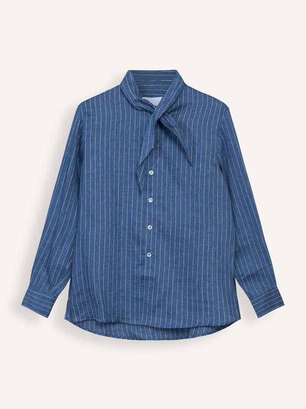 Ontdek de Shibuya linnenmix gestreepte blouse van Sea Me Happy in de kleur blauw bij Orangebag. Op werkdagen voor 21:45 besteld, morgen in huis.
