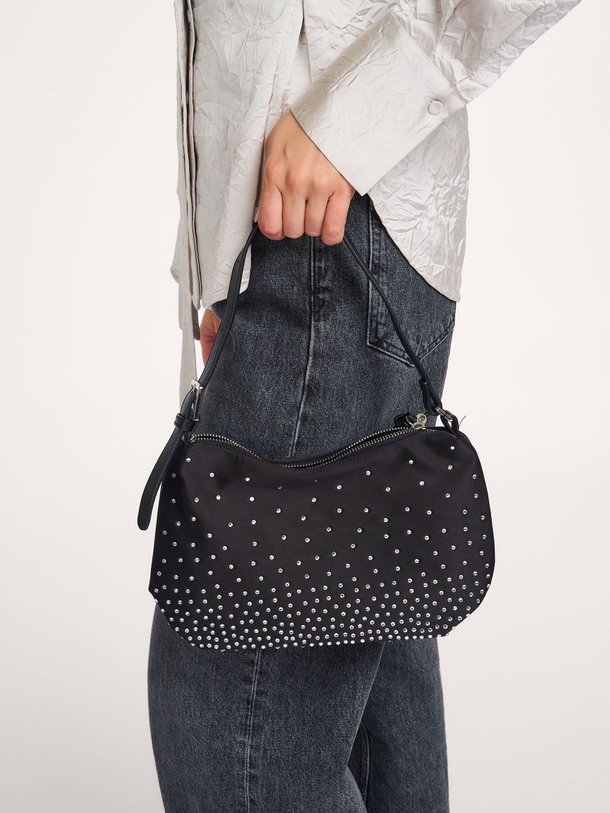 Ontdek de Glimsy geweven schoudertas met strass van Becksondergaard in de kleur Zwart bij Orangebag. Op werkdagen voor 21:45 besteld, morgen in huis.