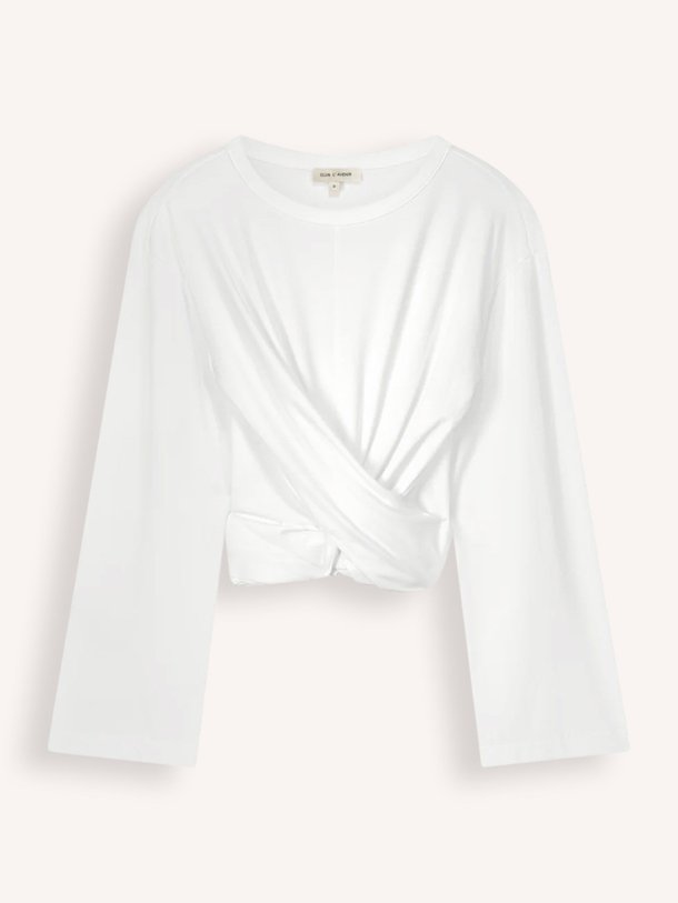 Ontdek de Sylas modalmix overslag top van Club L`avenir in de kleur Off-white bij Orangebag. Op werkdagen voor 21:45 besteld, morgen in huis.