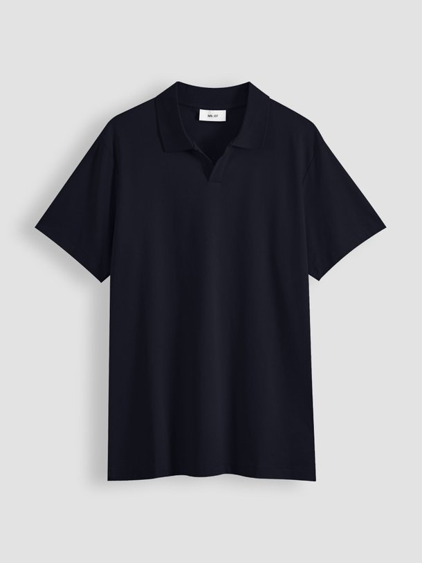 Ontdek de Paul organic cotton polo van NN.07 in de kleur donkerblauw bij Orangebag. Op werkdagen voor 21:45 besteld, morgen in huis.