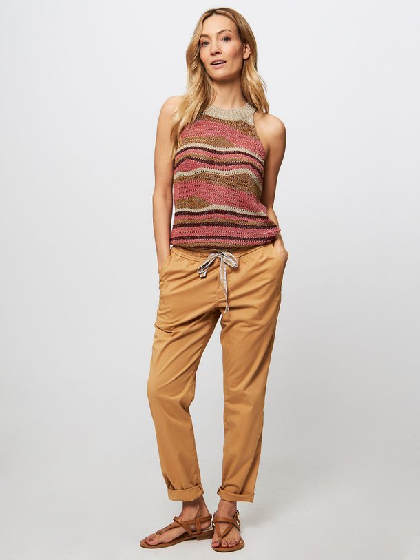 Ontdek de Katoenmix loose fit broek van Summum in de kleur camel bij Orangebag. Op werkdagen voor 21:45 besteld, morgen in huis.