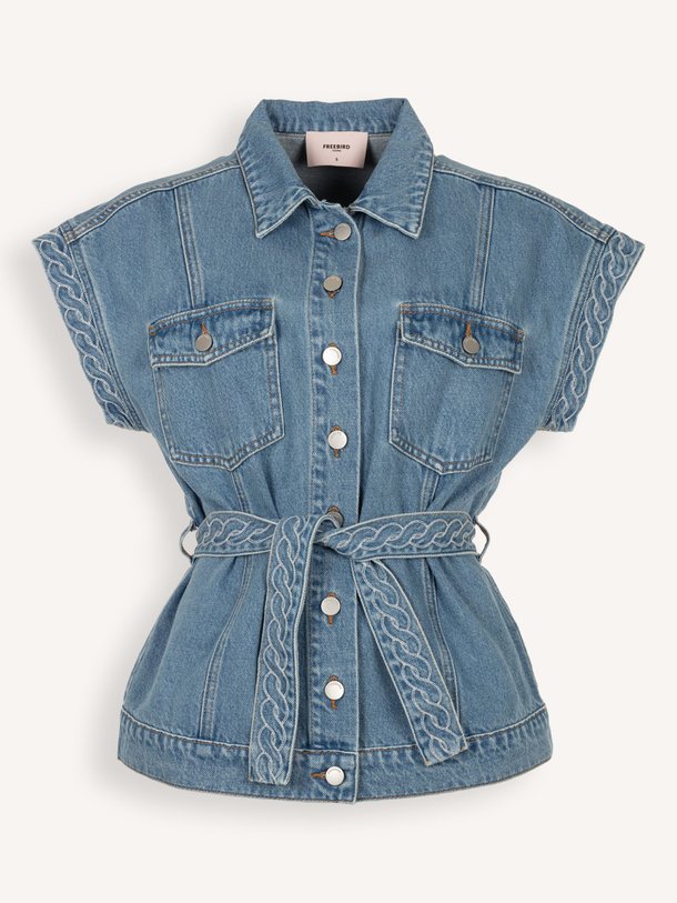 Ontdek de Gloria denim gilet van Freebird in de kleur blauw bij Orangebag. Op werkdagen voor 21:45 besteld, morgen in huis.