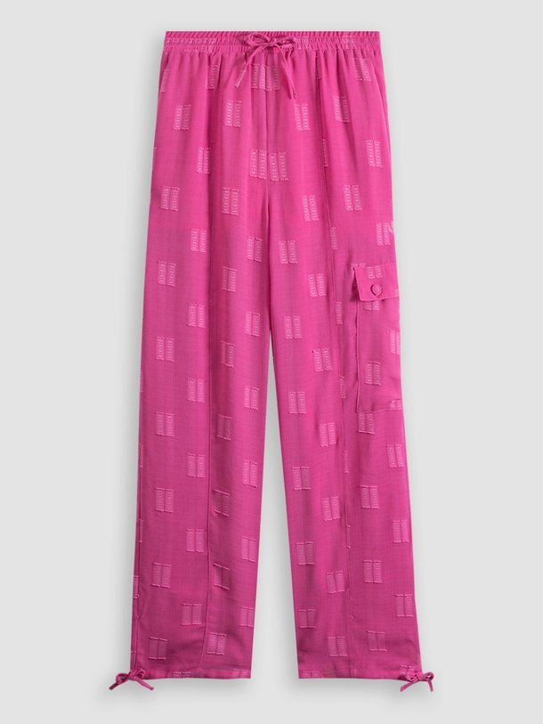 Ontdek de Octavia geweven cargo broek met dessin van Hofmann Copenhagen in de kleur roze bij Orangebag. Op werkdagen voor 21:45 besteld, morgen in huis.