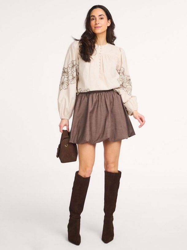 Ontdek de Oline viscosemix ballon rok van Second Female in de kleur Bruin bij Orangebag. Op werkdagen voor 21:45 besteld, morgen in huis.