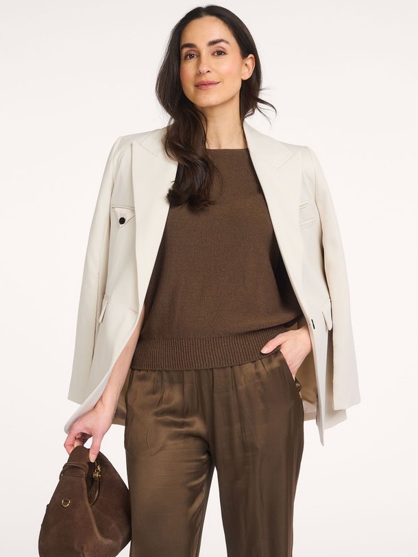 Ontdek de Katoenmix top van No Man's Land in de kleur Donkerbruin bij Orangebag. Op werkdagen voor 21:45 besteld, morgen in huis.