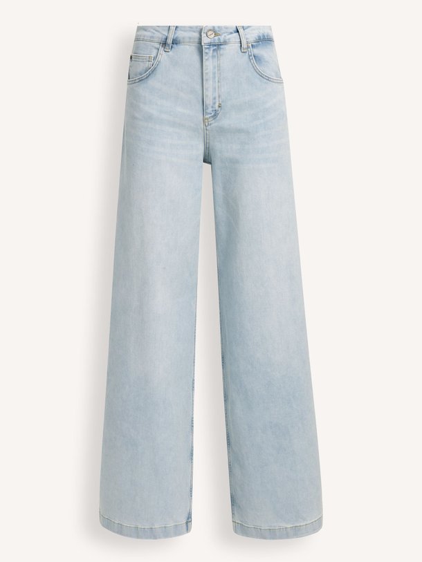 Ontdek de High waist loose fit stretch jeans van Yaya in de kleur Lichtblauw bij Orangebag. Op werkdagen voor 21:45 besteld, morgen in huis.