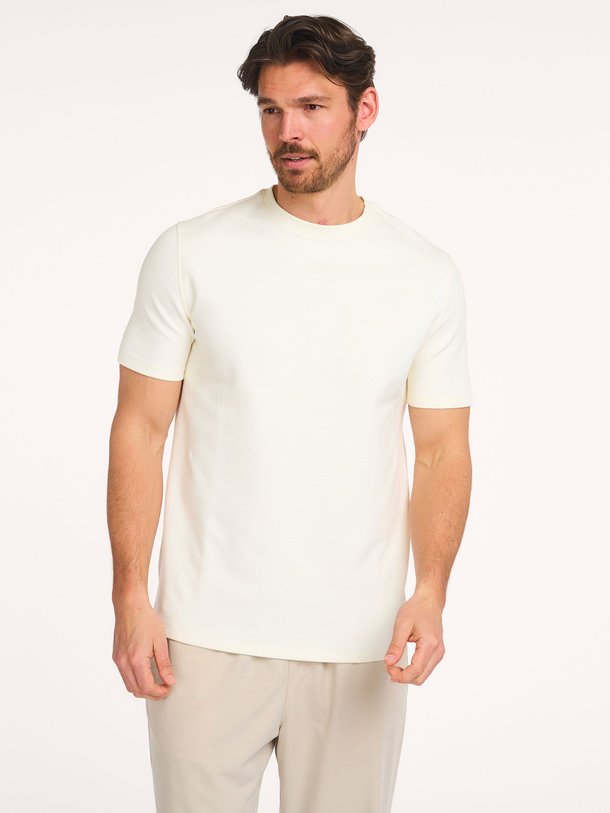 Ontdek de Lucid katoenmix T-shirt van Law of the Sea in de kleur Crème bij Orangebag. Op werkdagen voor 21:45 besteld, morgen in huis.