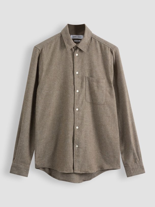 Ontdek de Liam organic cotton gemêleerd overhemd van Samsoe Samsoe in de kleur groen/bruin bij Orangebag. Op werkdagen voor 21:45 besteld, morgen in huis.