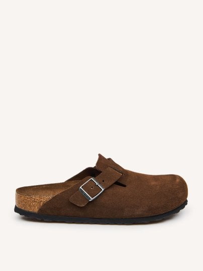 Birkenstock Boston suède instappers - Donkerbruin Ontdek de Boston suède instappers van Birkenstock in de kleur Donkerbruin bij Orangebag. Op werkdagen voor 21:45 besteld, morgen in huis.