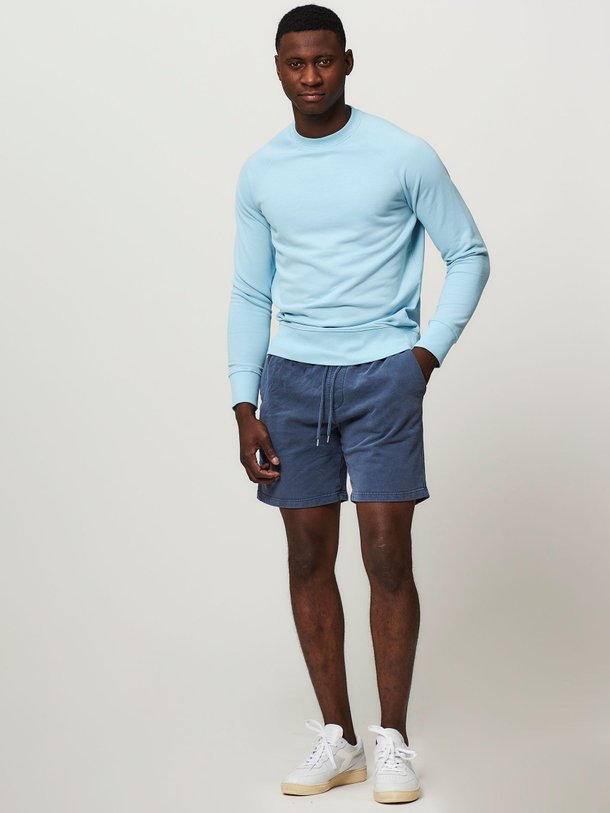 Ontdek de Organic cotton sweatshort van Colorful Standard in de kleur donkerblauw bij Orangebag. Op werkdagen voor 21:45 besteld, morgen in huis.