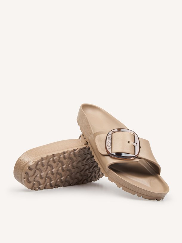 Ontdek de Madrid Big Buckle EVA van Birkenstock bij Orangebag. Op werkdagen voor 21:45 besteld, morgen in huis.