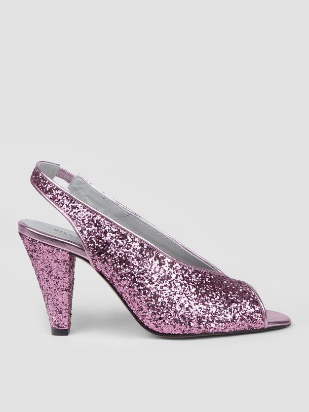 Ontdek de Carrie lederen glitter slingbacks van Silver Grace in de kleur roze bij Orangebag. Op werkdagen voor 21:45 besteld, morgen in huis.