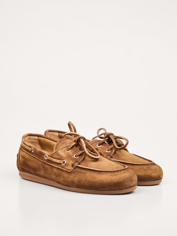 Ontdek de Suéde loafers van Posa in de kleur donkerbruin bij Orangebag. Op werkdagen voor 21:45 besteld, morgen in huis.