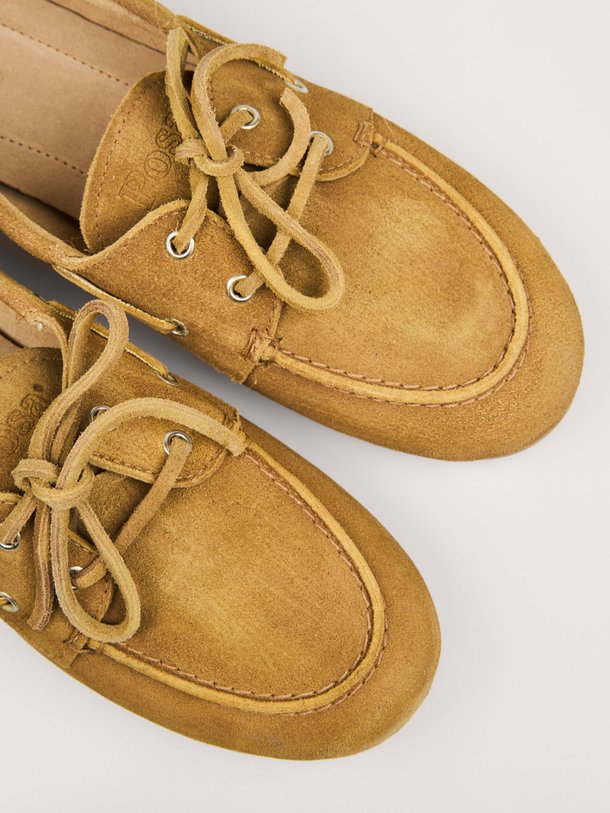Ontdek de Suéde loafers van Posa in de kleur camel bij Orangebag. Op werkdagen voor 21:45 besteld, morgen in huis.
