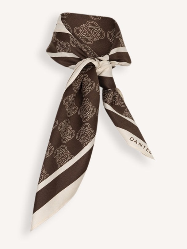 Ontdek de Monogram geweven sjaal met dessin van Dante 6 in de kleur Bruin bij Orangebag. Op werkdagen voor 21:45 besteld, morgen in huis.