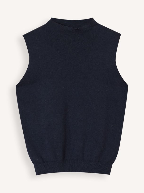 Ontdek de Mari katoenmix top van Knit-ted in de kleur Donkerblauw bij Orangebag. Op werkdagen voor 21:45 besteld, morgen in huis.