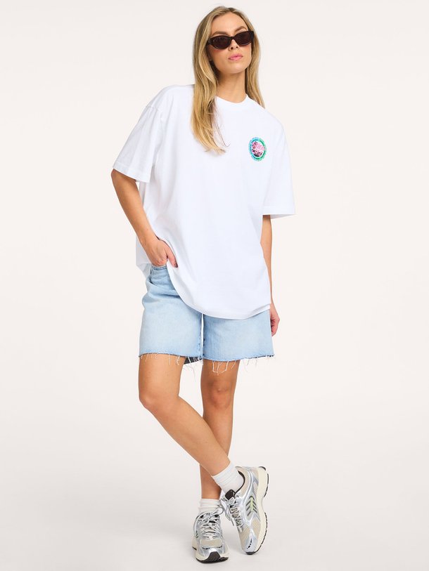 Ontdek de Lidia katoenen oversized T-shirt van Stieglitz in de kleur Wit bij Orangebag. Op werkdagen voor 21:45 besteld, morgen in huis.
