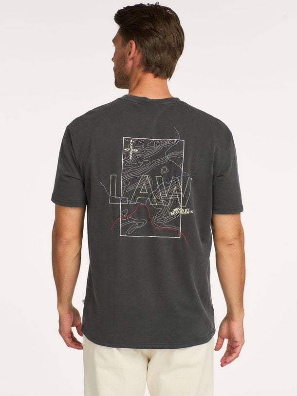 Ontdek de OCEANA ARTWORK TEE van Law of the Sea bij Orangebag. Op werkdagen voor 21:45 besteld, morgen in huis.