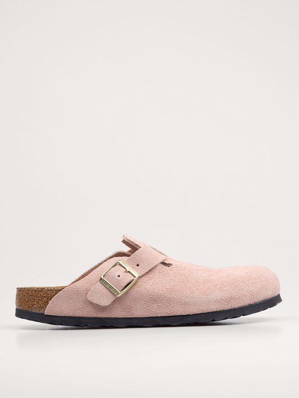 Ontdek de Boston suède instappers van Birkenstock in de kleur lichtroze bij Orangebag. Op werkdagen voor 21:45 besteld, morgen in huis.